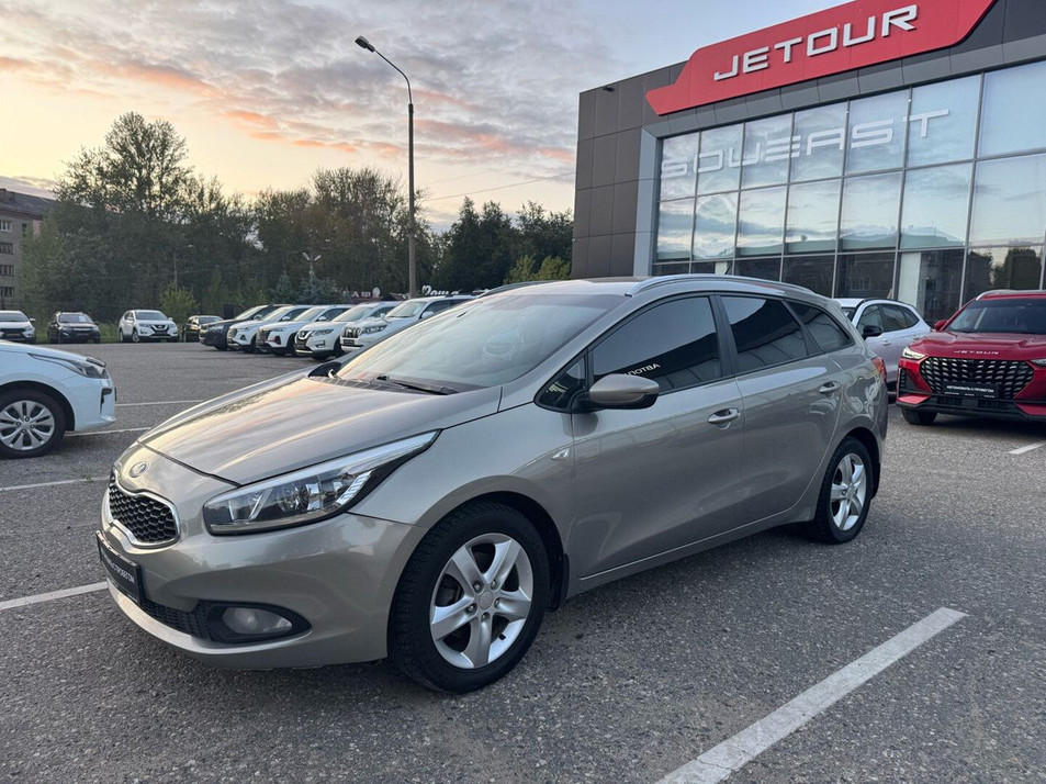 Автомобиль с пробегом Kia Ceed в городе Кострома ДЦ - АВТОПАРК КОСТРОМА
