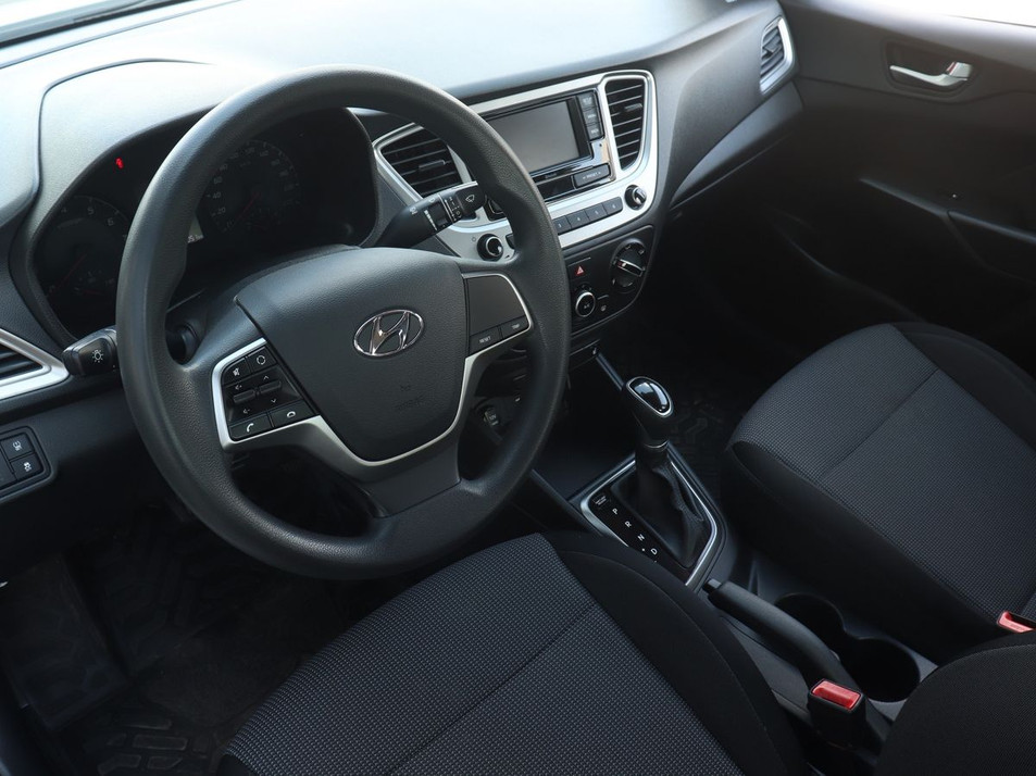 Автомобиль с пробегом Hyundai Solaris в городе Казань ДЦ - КАЭ Toyota Оренбургский тракт