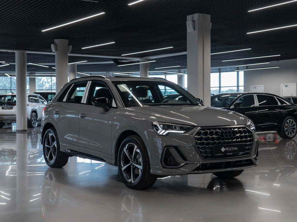 Автомобиль с пробегом Audi Q3 в городе Москва ДЦ - ОПНА пробег