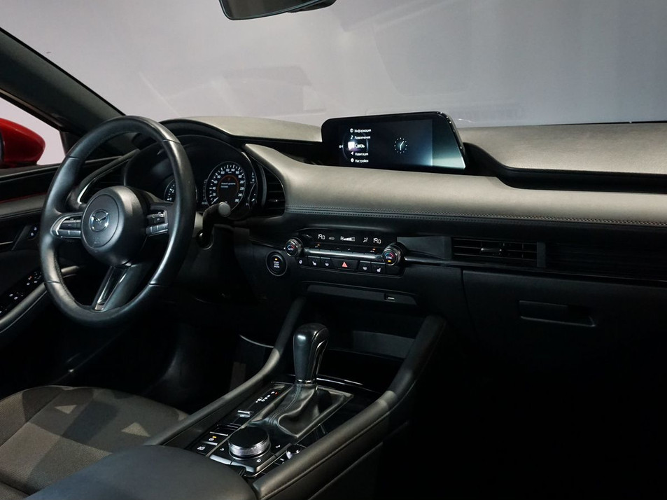 Автомобиль с пробегом Mazda 3 в городе Казань ДЦ - КАЭ Сибирский тракт