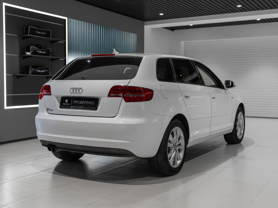 Автомобиль с пробегом Audi A3 в городе Москва ДЦ - PELETON Юг