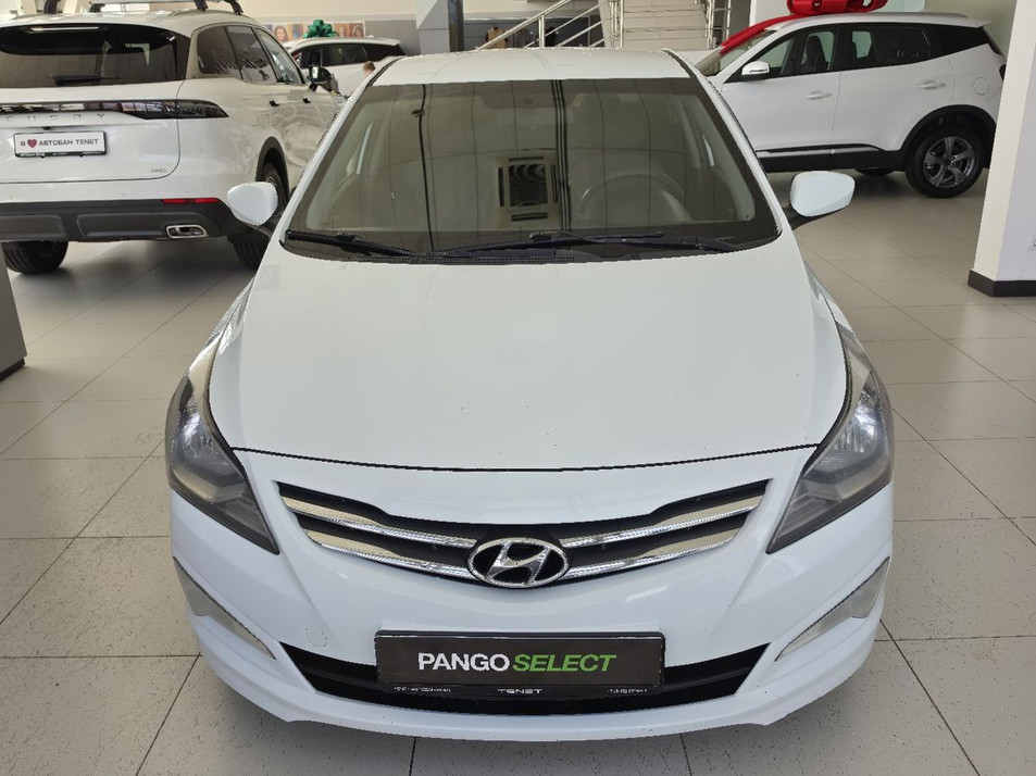 Автомобиль с пробегом Hyundai Solaris в городе Екатеринбург ДЦ - PANGO Центр Автобан