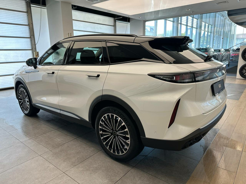 Новый автомобиль EXEED RX Flagship 8AT в городе Санкт-Петербург ДЦ - Exeed Автодом Стачек NEW