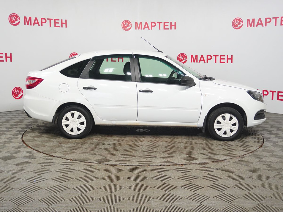 Автомобиль с пробегом LADA Granta в городе Вологда ДЦ - Мартен. Автомобили с пробегом