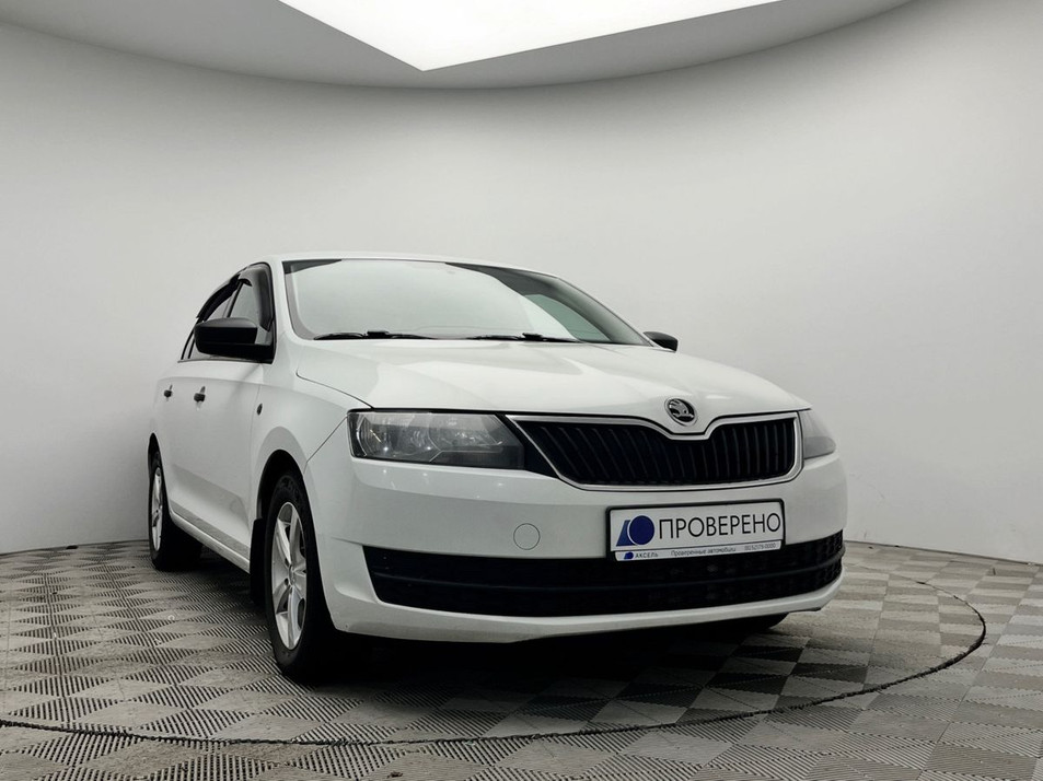 Автомобиль с пробегом SKODA Rapid в городе Мурманск ДЦ - Аксель-Норман
