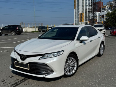 Автомобиль с пробегом Toyota Camry в городе Екатеринбург ДЦ - Свободный склад USED (Тойота Центр Екатеринбург Запад / Тойота Центр Екатеринбург Запад (для СХ) / Лексус - Екатеринбург) (с пробегом)