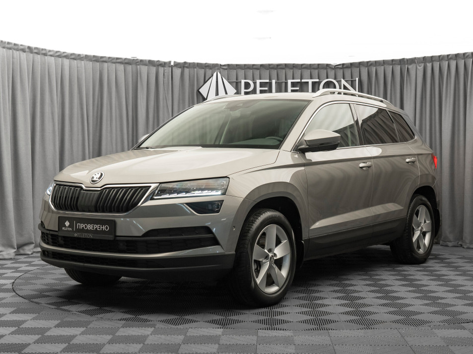 Автомобиль с пробегом SKODA Karoq в городе Москва ДЦ - PELETON Юг