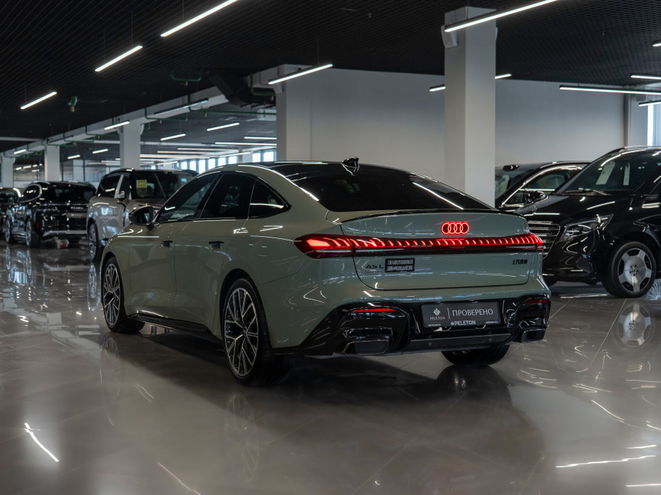 Автомобиль с пробегом Audi A5 в городе Москва ДЦ - PELETON Юг