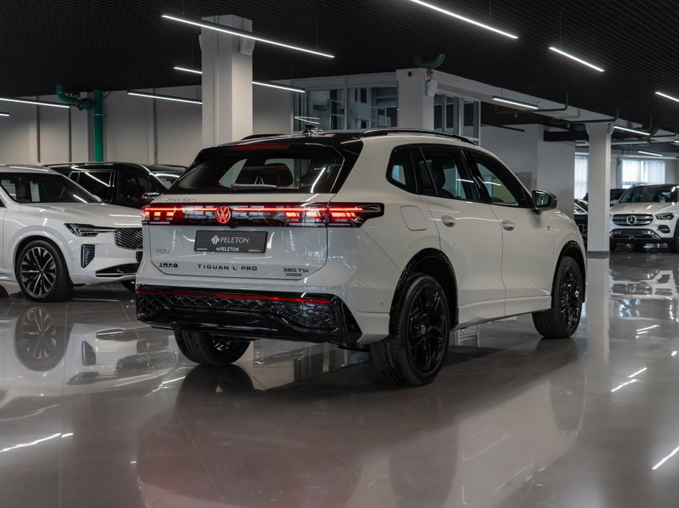 Автомобиль с пробегом Volkswagen Tiguan в городе Москва ДЦ - PANGO Центр PELETON