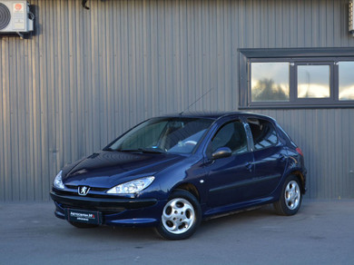 Автомобиль с пробегом Peugeot 206 в городе Нижний Новгород ДЦ - Автосалон №3