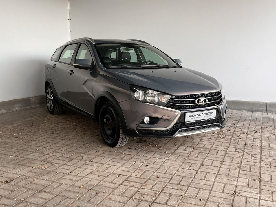 Автомобиль с пробегом LADA Vesta в городе Новомосковск ДЦ - Эксперт - РДС
