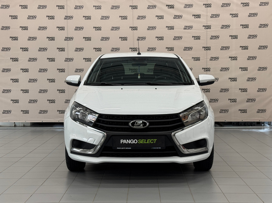 Автомобиль с пробегом LADA Vesta в городе Оренбург ДЦ - PANGO Центр Евразия