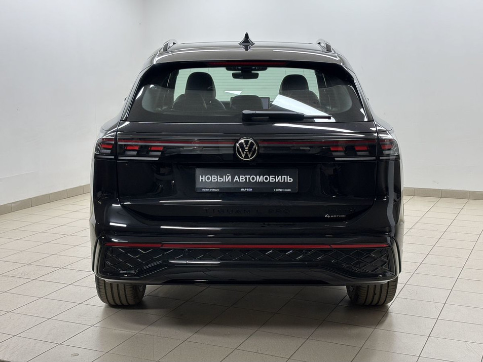 Новый автомобиль Volkswagen Tiguan R-Line Premium Edition в городе Вологда ДЦ - Мартен. Автомобили с пробегом