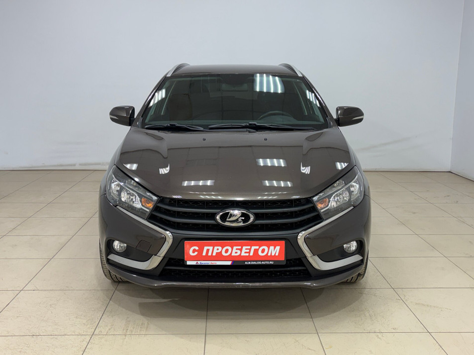 Автомобиль с пробегом LADA Vesta в городе Альметьевск ДЦ - Тюленина