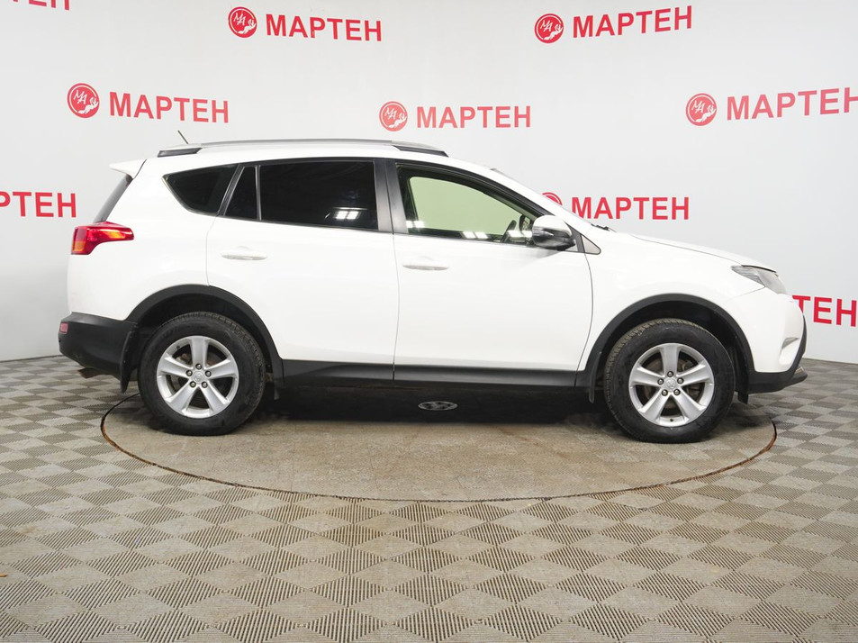 Автомобиль с пробегом Toyota RAV4 в городе Вологда ДЦ - Мартен. Автомобили с пробегом