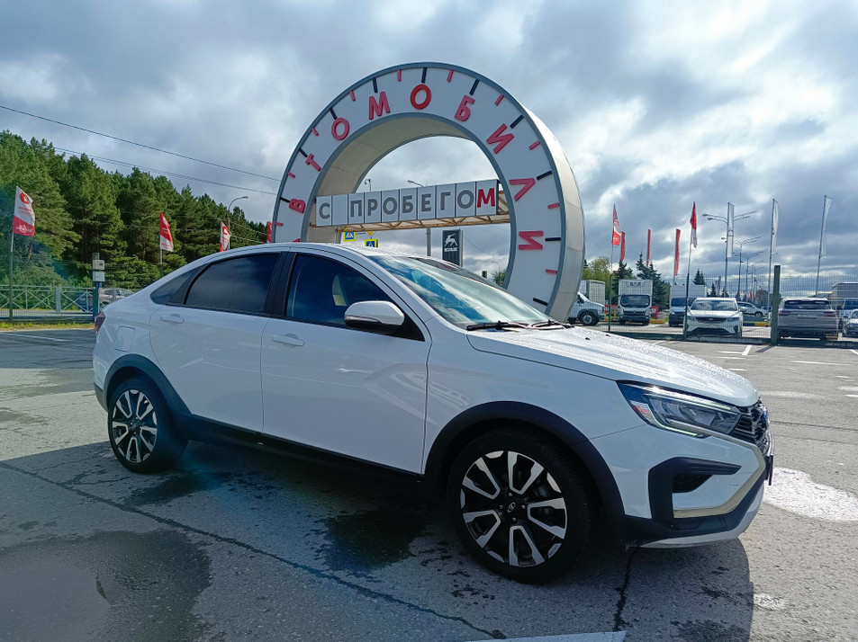 Автомобиль с пробегом LADA Vesta в городе Тюмень ДЦ - PANGO Центр Автоград