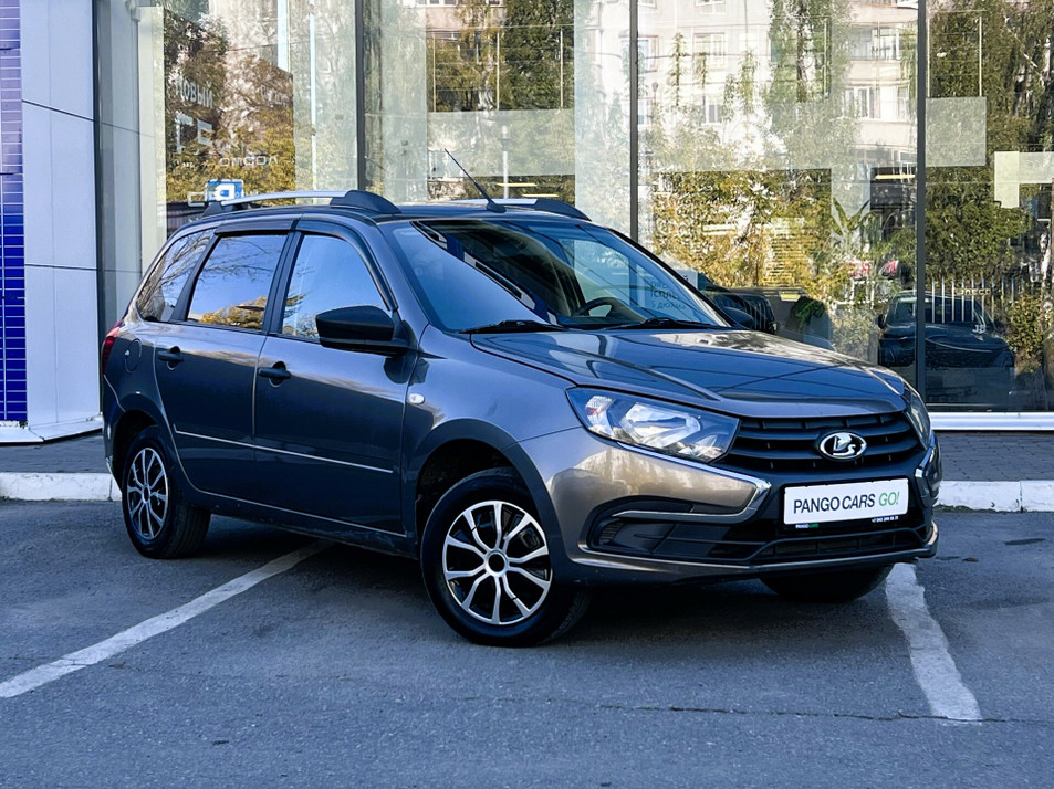 Автомобиль с пробегом LADA Granta в городе Казань ДЦ - Квазар Казань Пробег