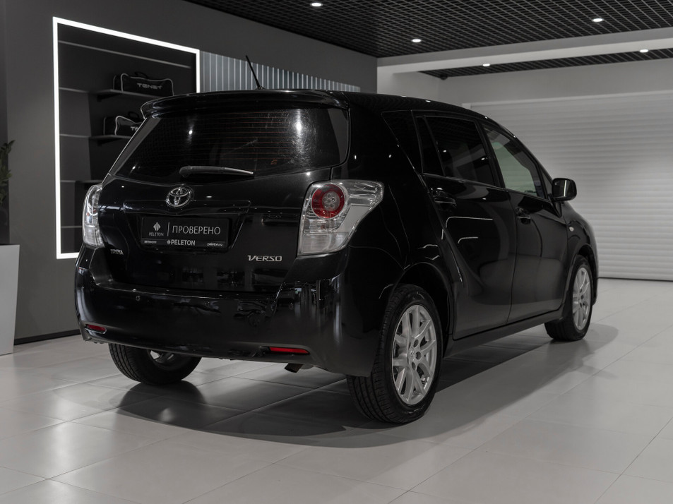 Автомобиль с пробегом Toyota Verso в городе Москва ДЦ - PANGO&nbsp;Центр PELETON