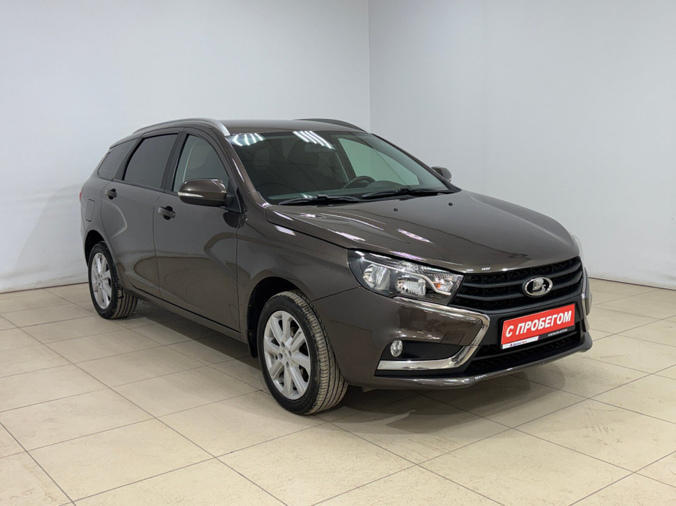 Автомобиль с пробегом LADA Vesta в городе Альметьевск ДЦ - Тюленина