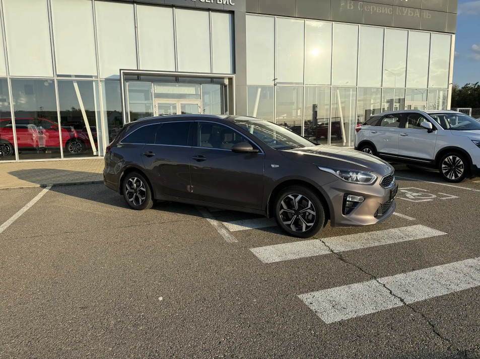 Автомобиль с пробегом Kia Ceed в городе Краснодар ДЦ - PANGO Центр РВ Сервис