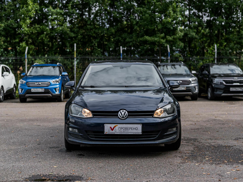 Автомобиль с пробегом Volkswagen Golf в городе Санкт-Петербург ДЦ - Максимум _ Руставели 53