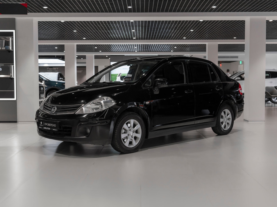 Автомобиль с пробегом Nissan Tiida в городе Москва ДЦ - PELETON Юг