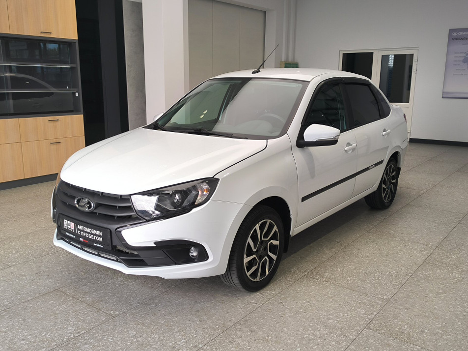 Автомобиль с пробегом LADA Granta в городе Краснодар ДЦ - ААА Моторс Краснодар