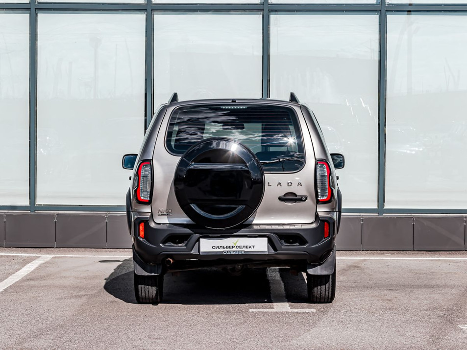Автомобиль с пробегом LADA Niva Travel в городе Магнитогорск ДЦ - СИЛЬВЕР.SELECT 113