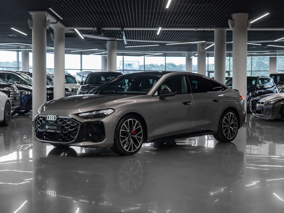 Автомобиль с пробегом Audi A5 в городе Москва ДЦ - ОПНА пробег