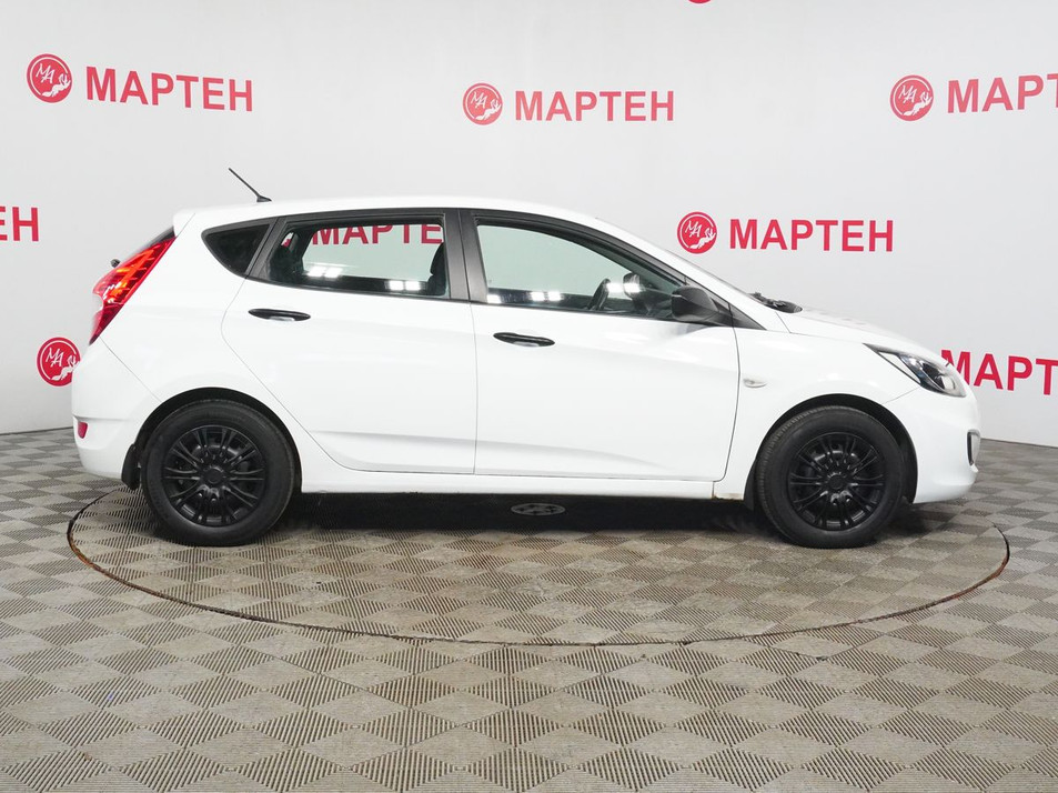Автомобиль с пробегом Hyundai Solaris в городе Вологда ДЦ - Мартен. Автомобили с пробегом
