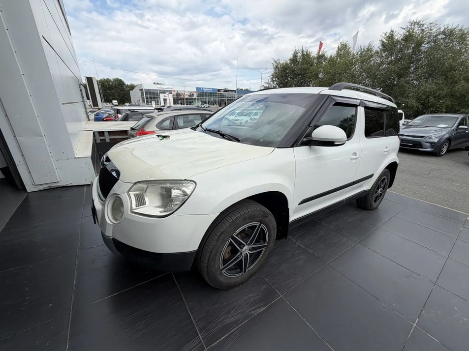 Автомобиль с пробегом SKODA Yeti в городе Оренбург ДЦ - PANGO Центр Оренбург