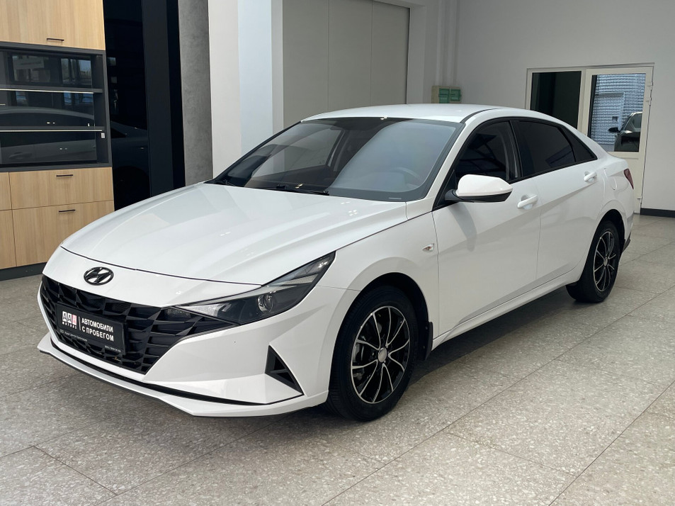 Автомобиль с пробегом Hyundai Elantra в городе Краснодар ДЦ - ААА Моторс Краснодар