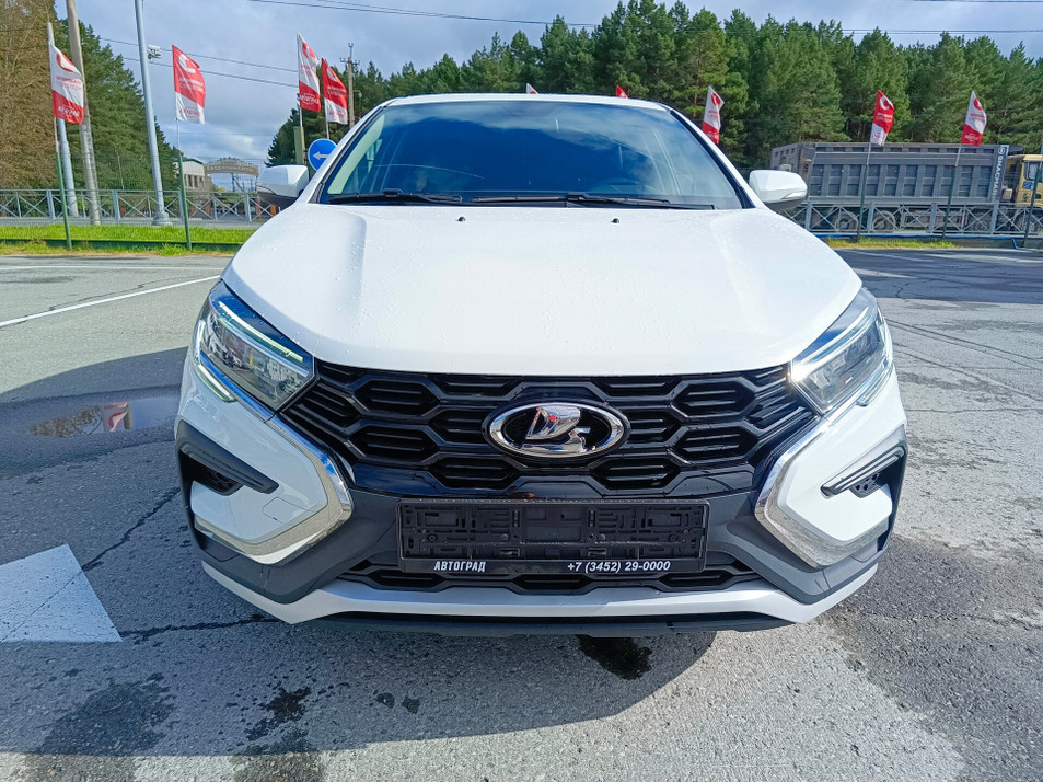 Автомобиль с пробегом LADA Vesta в городе Тюмень ДЦ - PANGO Центр Автоград