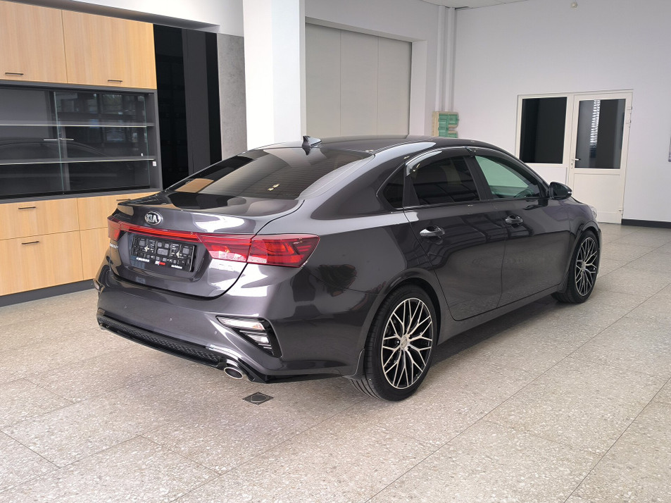 Автомобиль с пробегом Kia Cerato в городе Краснодар ДЦ - ААА Моторс Краснодар