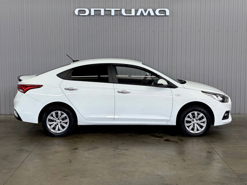 Автомобиль с пробегом Hyundai Solaris в городе Краснодар ДЦ - PANGO Центр Оптима Кубань