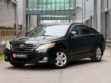 Автомобиль с пробегом Toyota Camry в городе Санкт-Петербург ДЦ - ОколоОфициалы