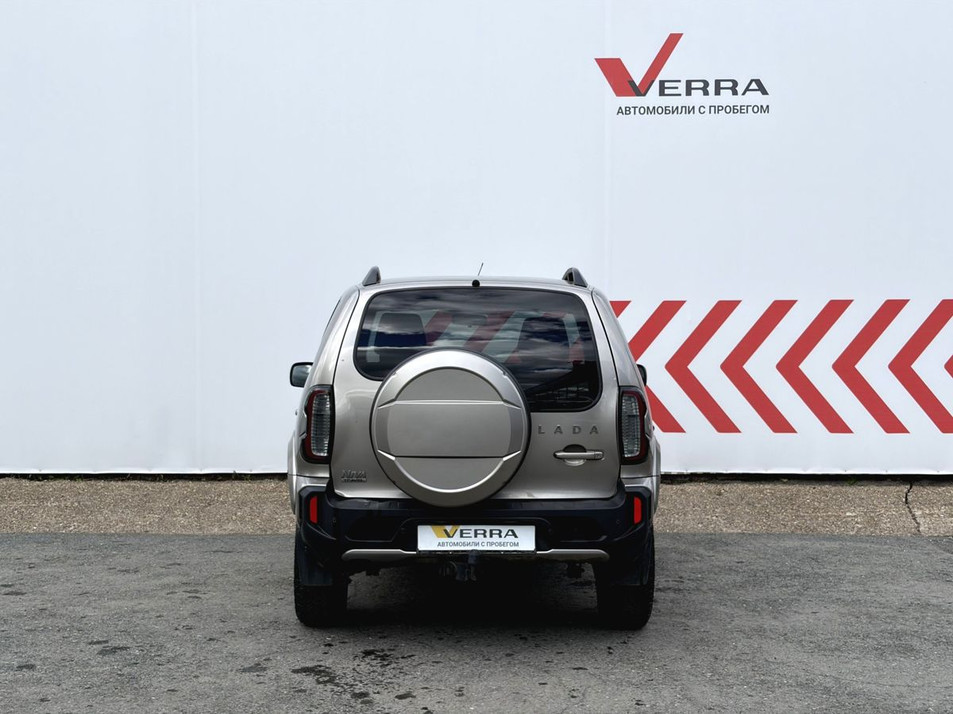 Автомобиль с пробегом LADA Niva Travel в городе Пермь ДЦ - VERRA Авто с пробегом ГХ