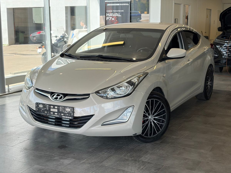 Автомобиль с пробегом Hyundai Elantra в городе Реутов ДЦ - PANGO Центр Нижегородец Реутов
