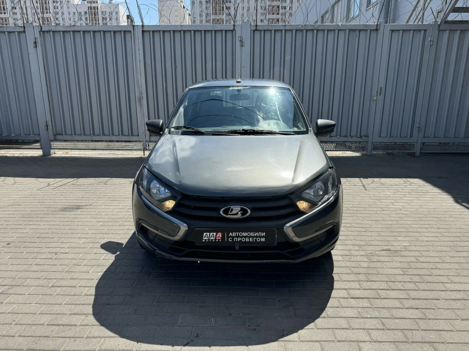 Автомобиль с пробегом LADA Granta в городе Ростов-на-Дону ДЦ - PANGO Центр Запад