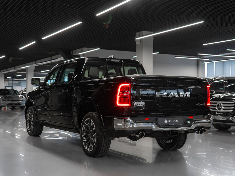 Автомобиль с пробегом RAM 1500 в городе Москва ДЦ - PELETON ELECTRO