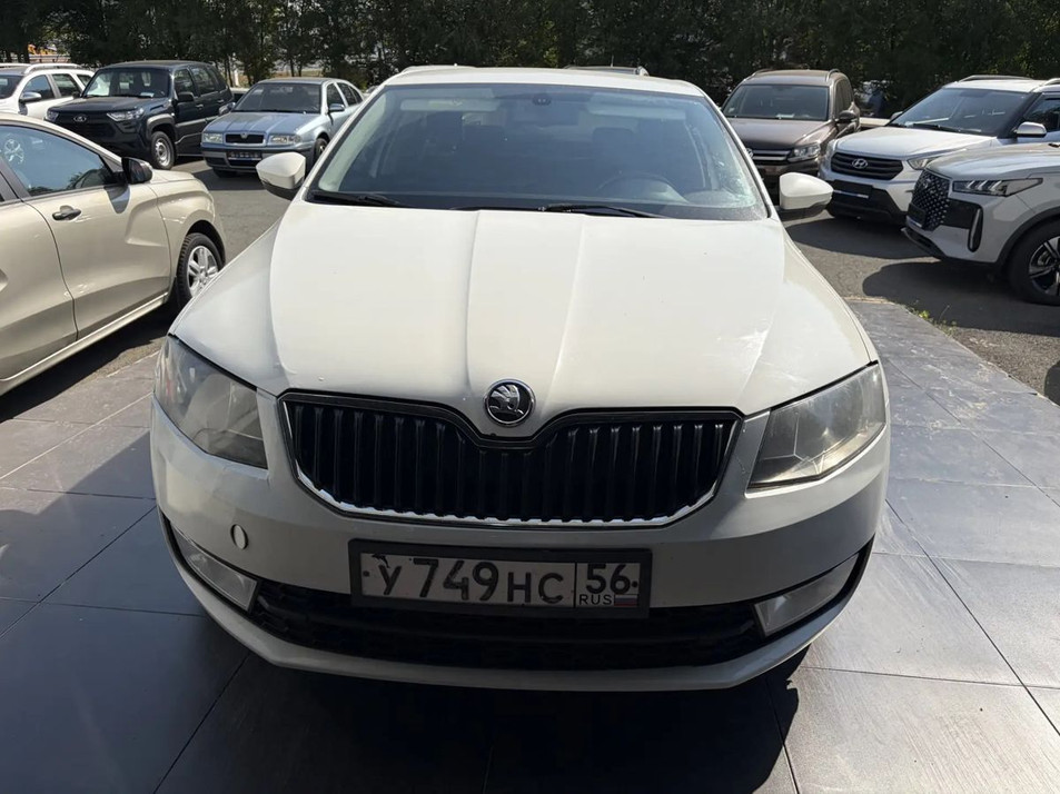 Автомобиль с пробегом SKODA Octavia в городе Оренбург ДЦ - PANGO Центр Оренбург