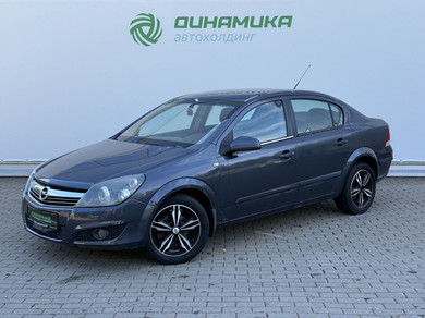 Автомобиль с пробегом Opel Astra 2008 в Смоленск
