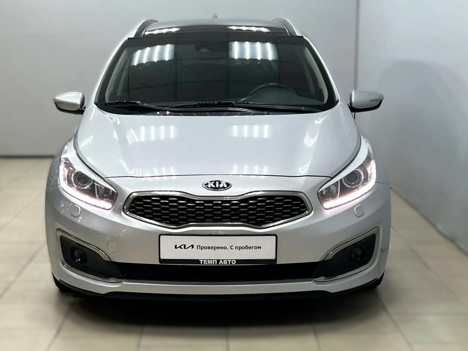 Автомобиль с пробегом Kia Ceed в городе Краснодар ДЦ - Темп Авто К