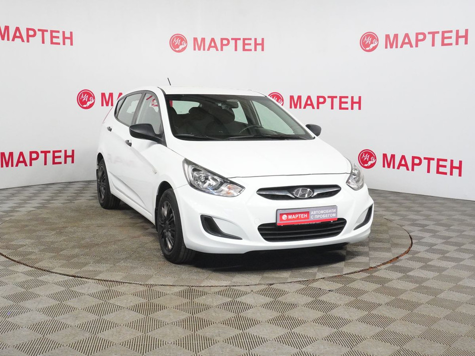 Автомобиль с пробегом Hyundai Solaris в городе Вологда ДЦ - Мартен. Автомобили с пробегом
