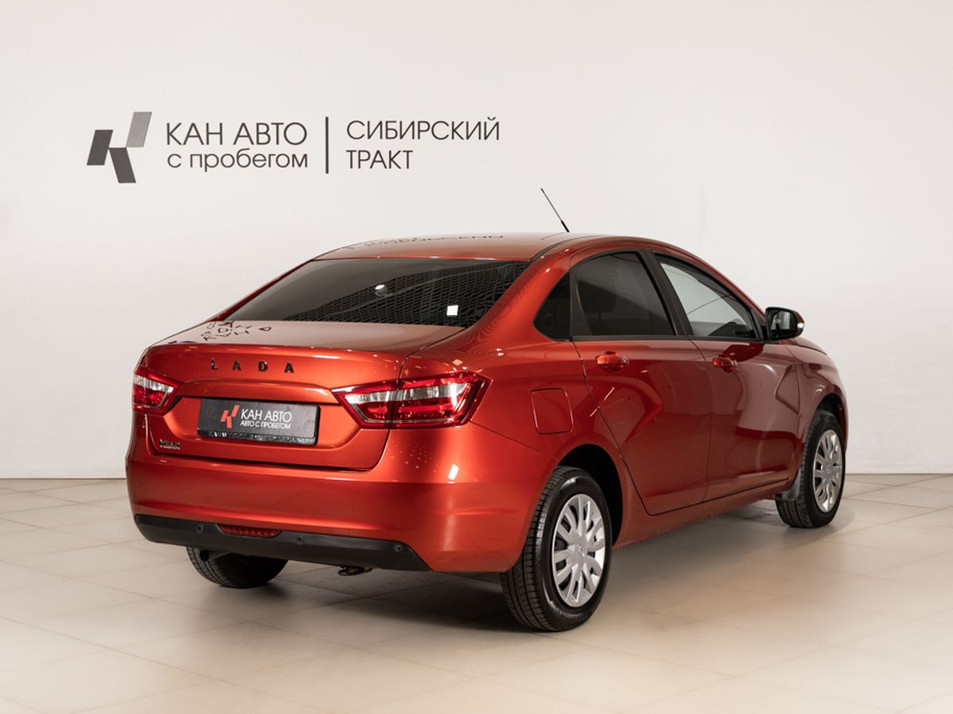 Автомобиль с пробегом LADA Vesta в городе Казань ДЦ - КАЭ Сибирский тракт