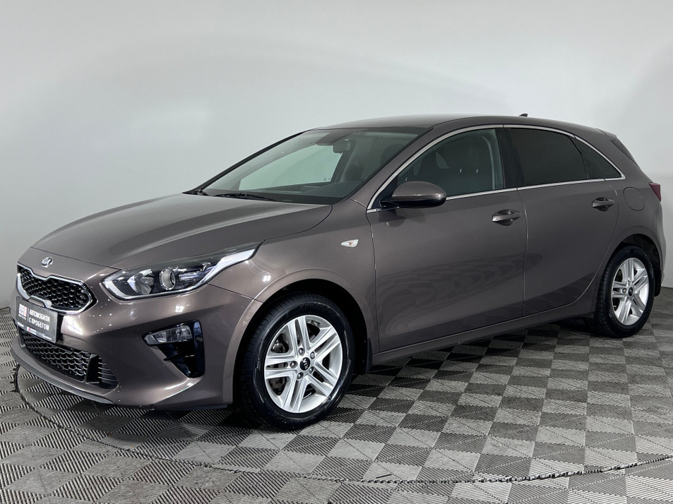 Автомобиль с пробегом Kia Ceed в городе Ростов-на-Дону ДЦ - PANGO Центр Театральный