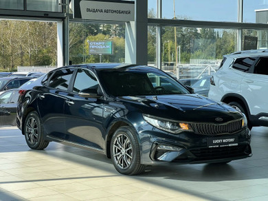 Автомобиль с пробегом Kia Optima в городе Екатеринбург ДЦ - Lucky Motors на Эскадронной