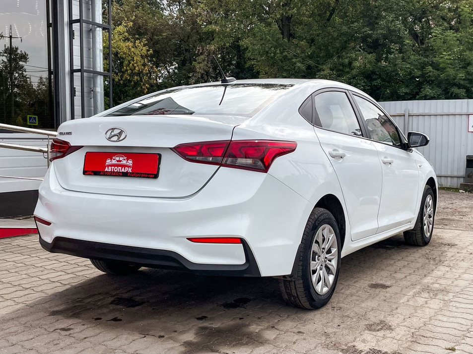 Автомобиль с пробегом Hyundai Solaris в городе Ярославль ДЦ - Автопарк 76 на Менжинского