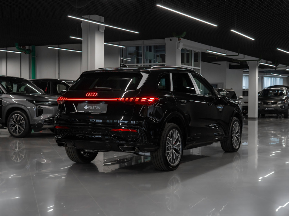 Автомобиль с пробегом Audi Q5 в городе Москва ДЦ - PELETON Юг