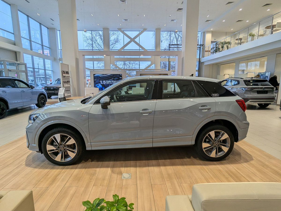 Автомобиль с пробегом Audi Q2 в городе Нижний Новгород ДЦ - Луидор-Авто